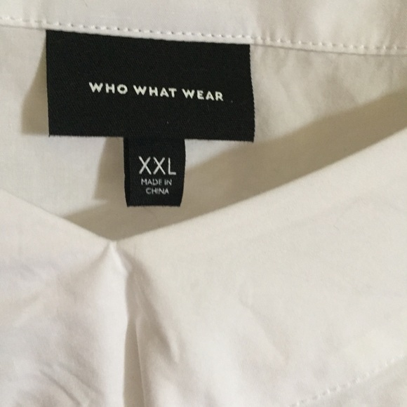 White XXL top w elbow cut outs and cute ties - Picture 2 of 5